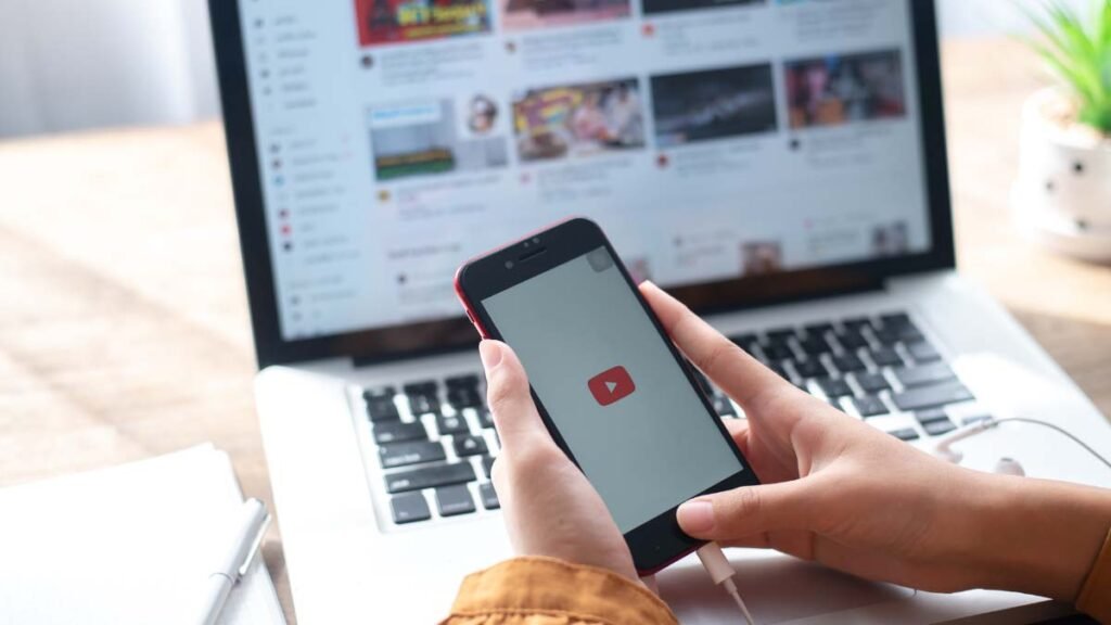 „YouTube“ žiūrėjimo laiko padidinimo nemokamas internetinis įrankis 