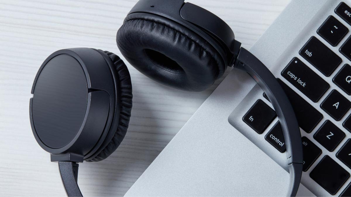 Read more about the article How To Connect ONN Wireless Headphones?