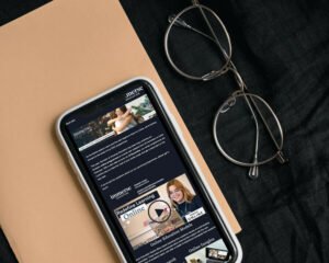 Read more about the article Best iPhone Apps for University Students in 2025: Hoʻonui i ka ʻoihana, Ke aʻo ʻana & Campus Life